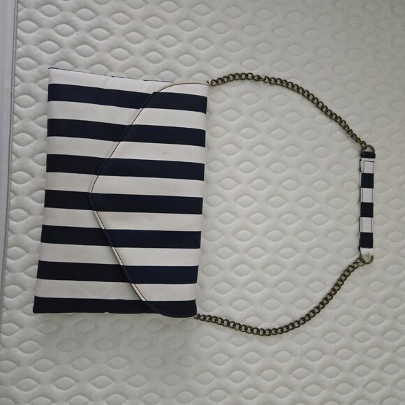 Convertible clutch purse - Picture 3 of 3